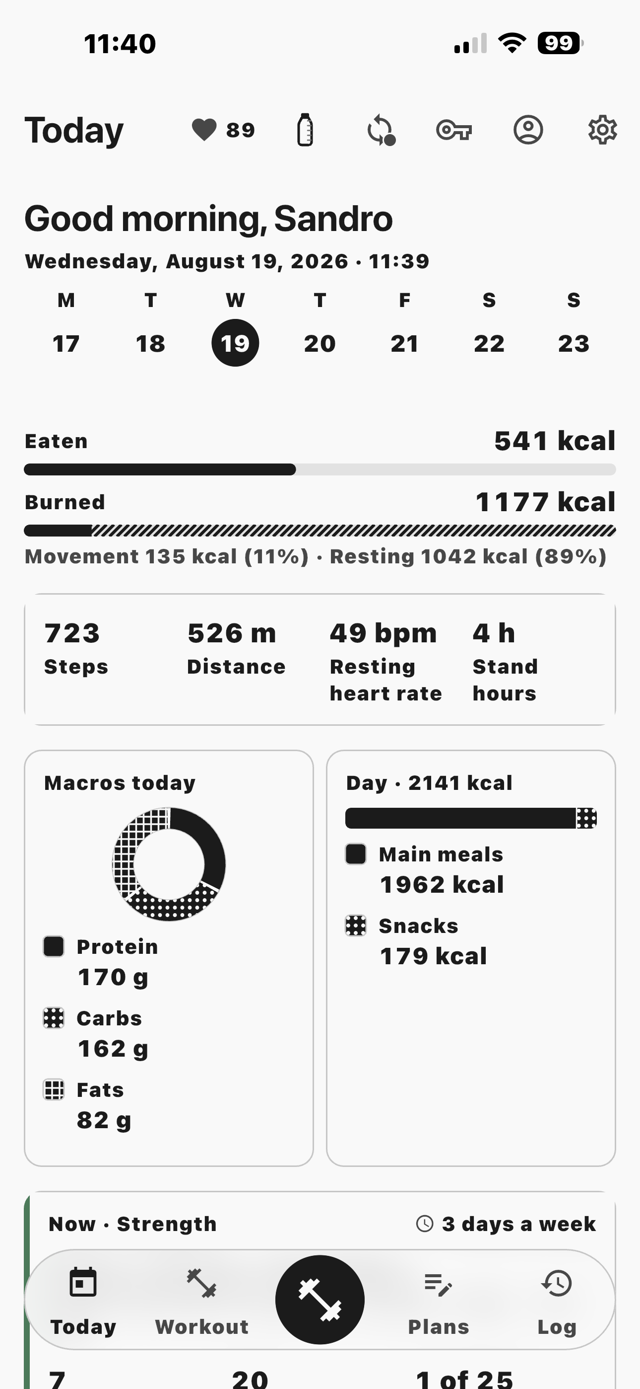 The Today screen on an iPhone: 541 kcal eaten, 1177 burned — 135 from movement and 1042 at rest —, then 723 steps, 526 m of distance, a 49 bpm resting heart rate and 4 stand hours, the day's macros and the strength session starting below.